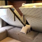 سرير حائطي عصري